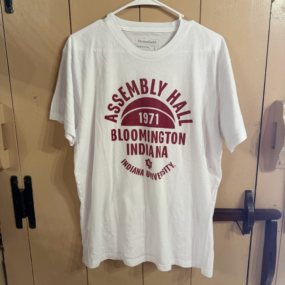 Indiana Hoosiers Assembly Hall tee! Dude! It has an embroidery on the sleeve! ☄️